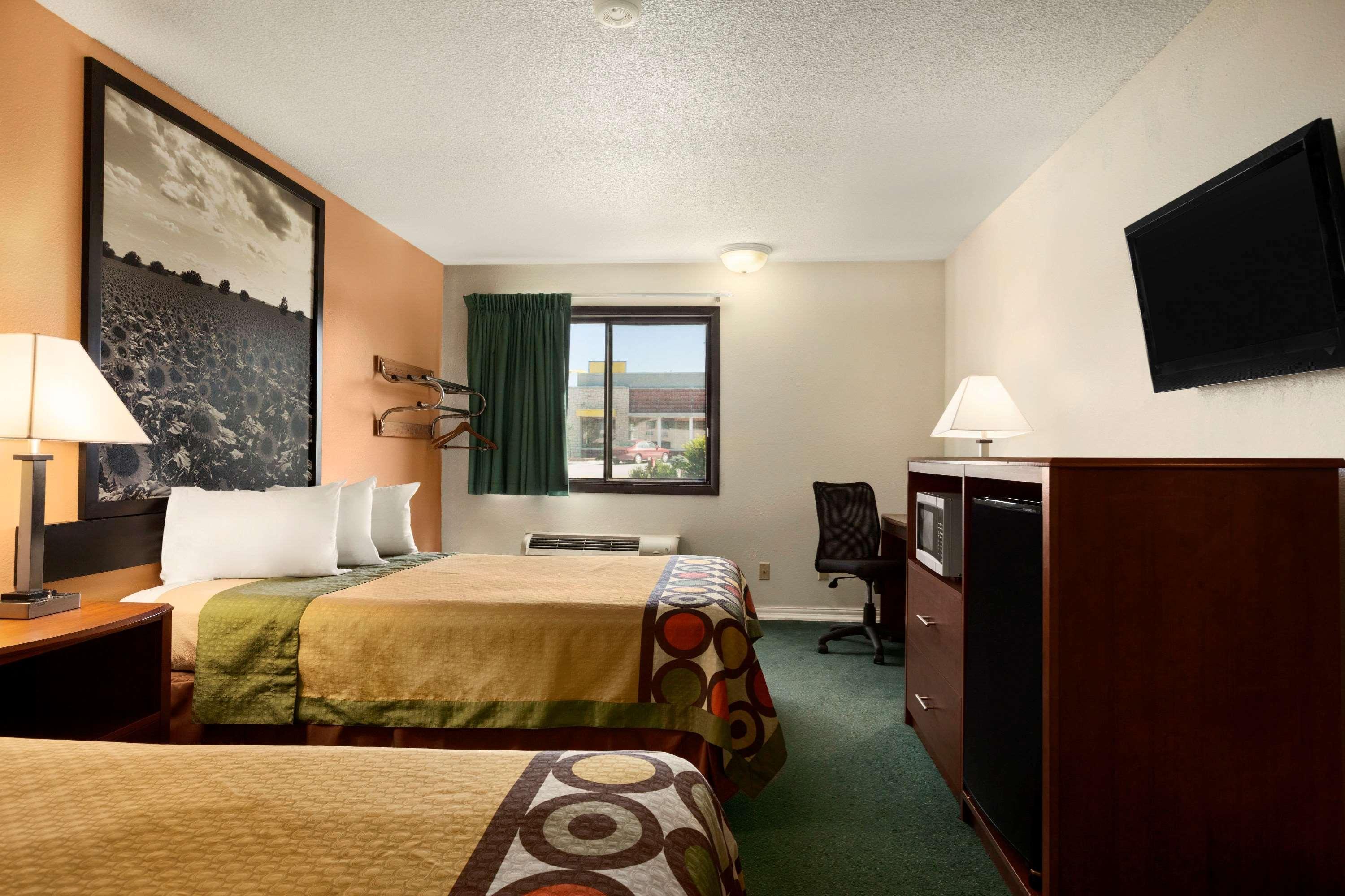 Hotel Super 8 By Wyndham Concordia