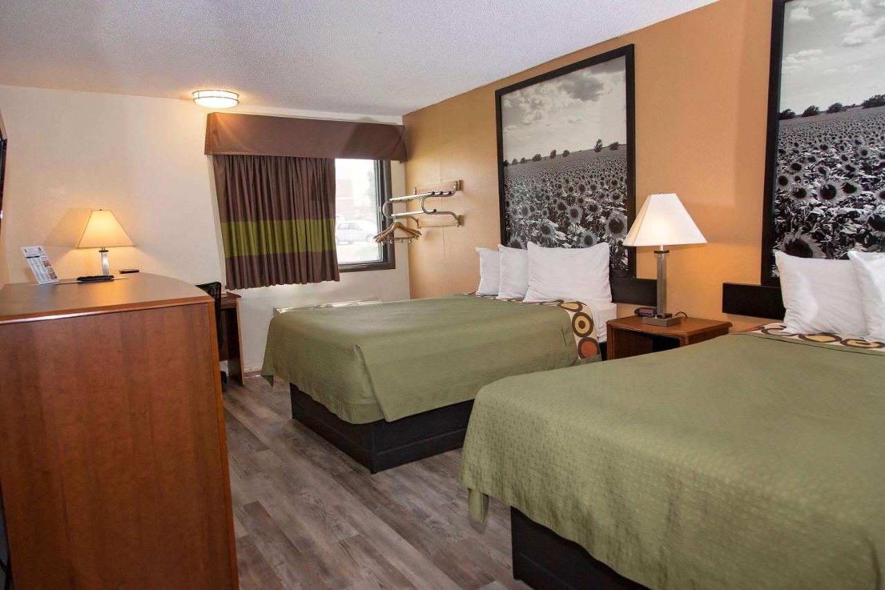 Super 8 By Wyndham Concordia